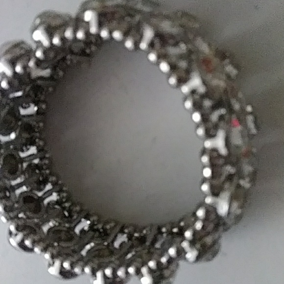 🥂SALE🥂 Vintage Renaissance Stretch Bracelet -Jewelry, Gaudy Jewelry, Party - Picture 3 of 5